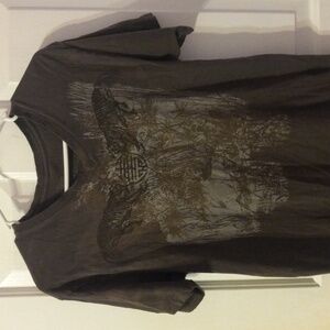 Man stranded small T-shirt